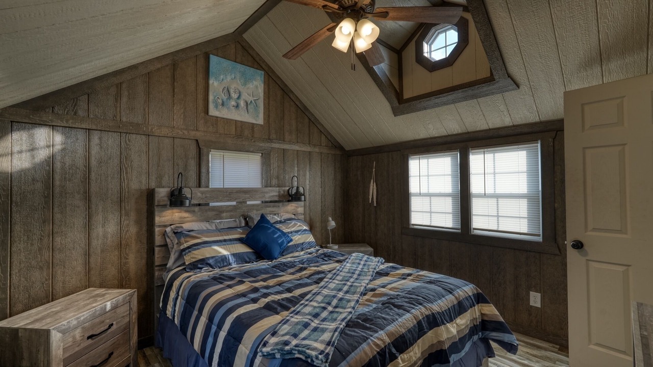 Photo of Bedroom in Senecaville