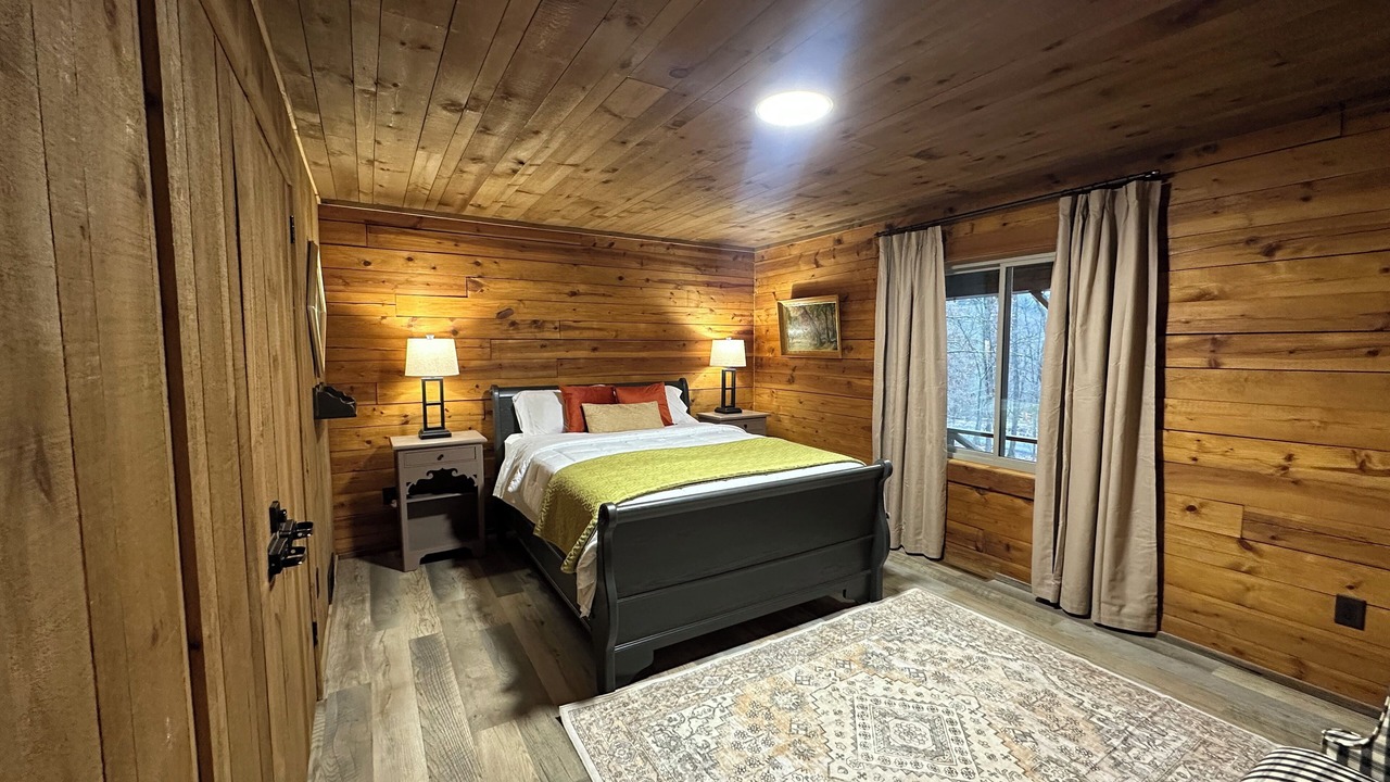 Photo of Bedroom in Dover