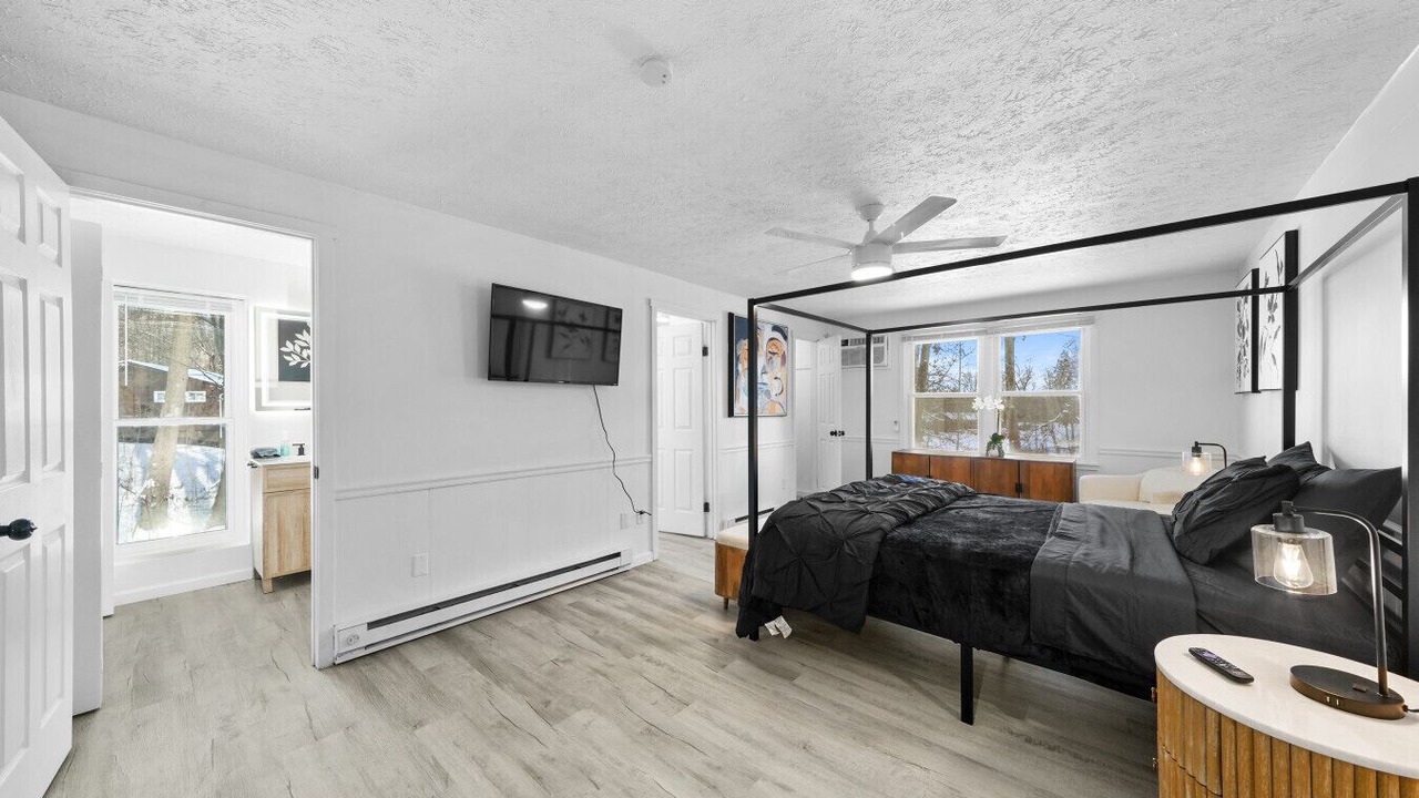 Photo of Bedroom in Streetsboro