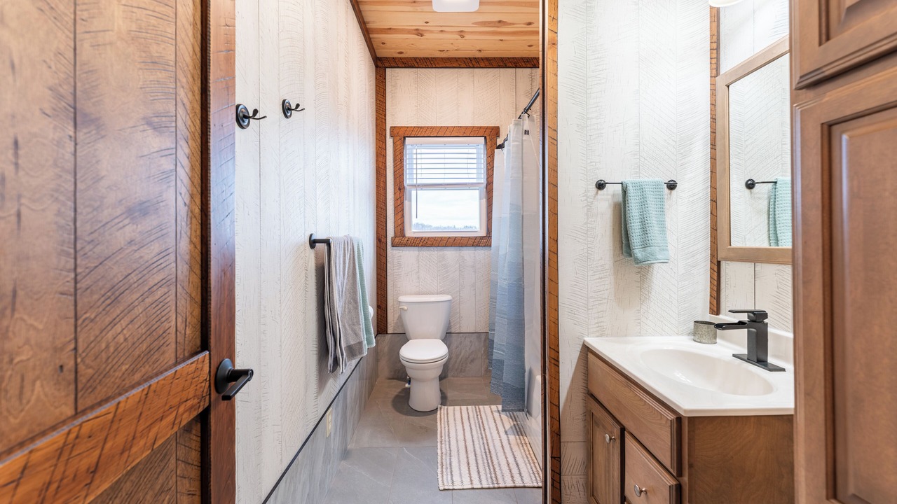 Photo of Bathroom in Sugarcreek