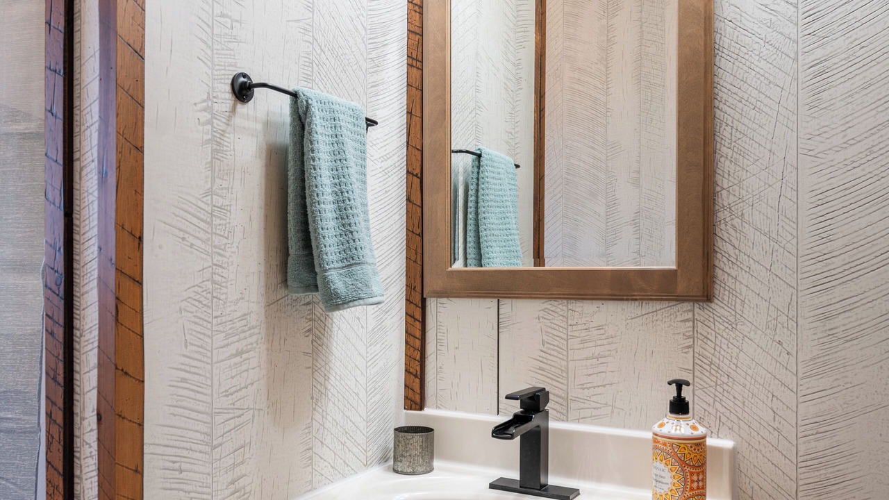 Photo of Bathroom in Sugarcreek