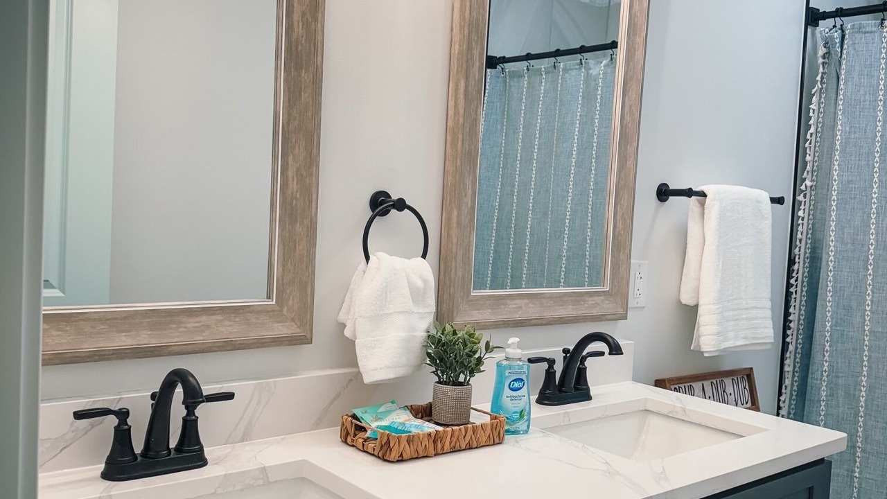 Photo of Bathroom in Nashport