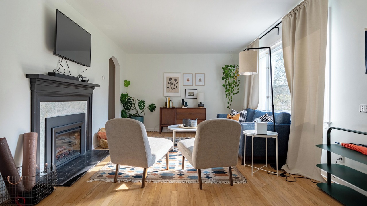Photo of Livingroom in Brecksville