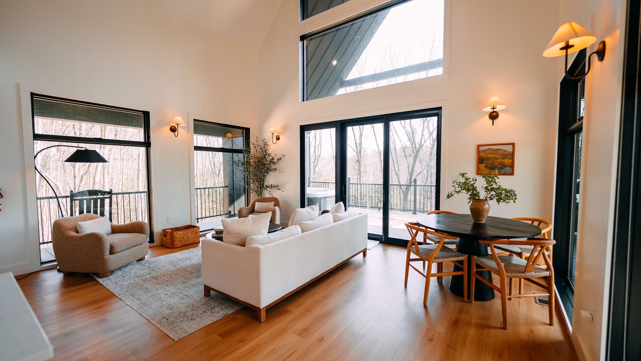 Photo of Livingroom in Rockbridge