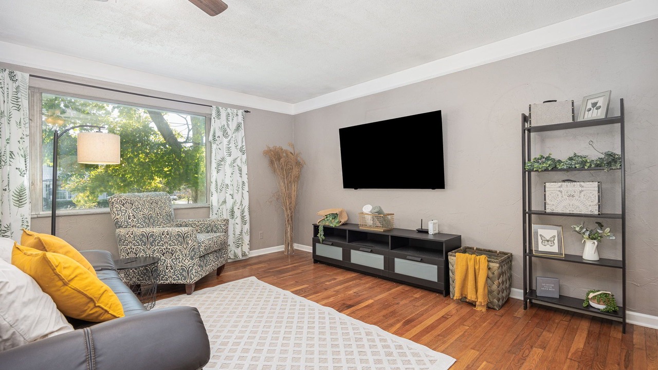 Photo of Livingroom in Reynoldsburg