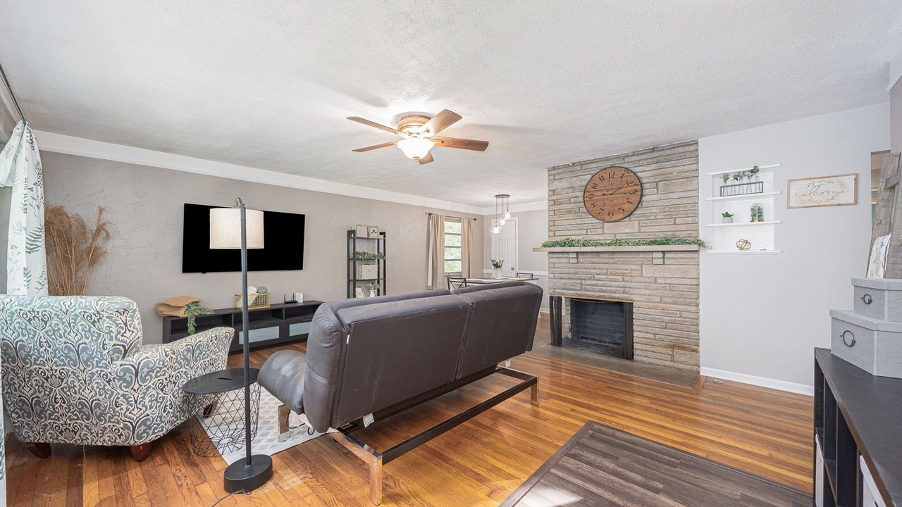 Photo of Livingroom in Reynoldsburg