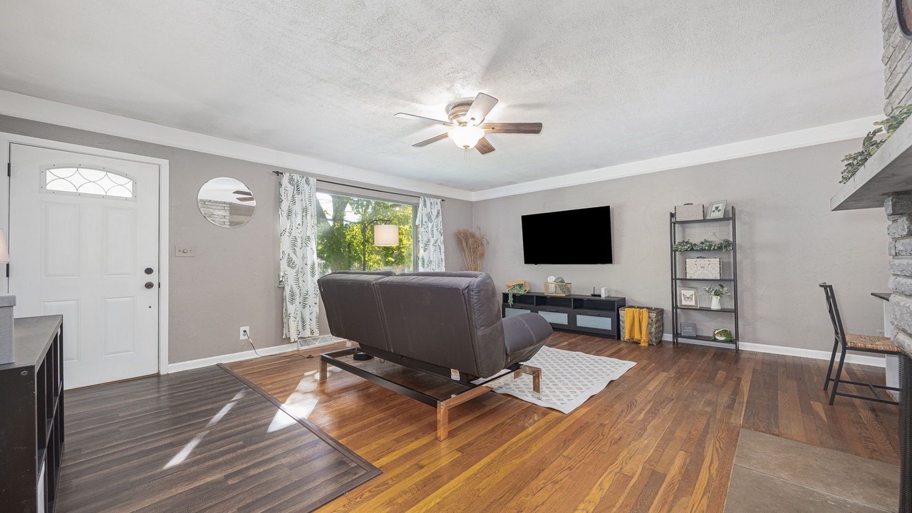 Photo of Livingroom in Reynoldsburg