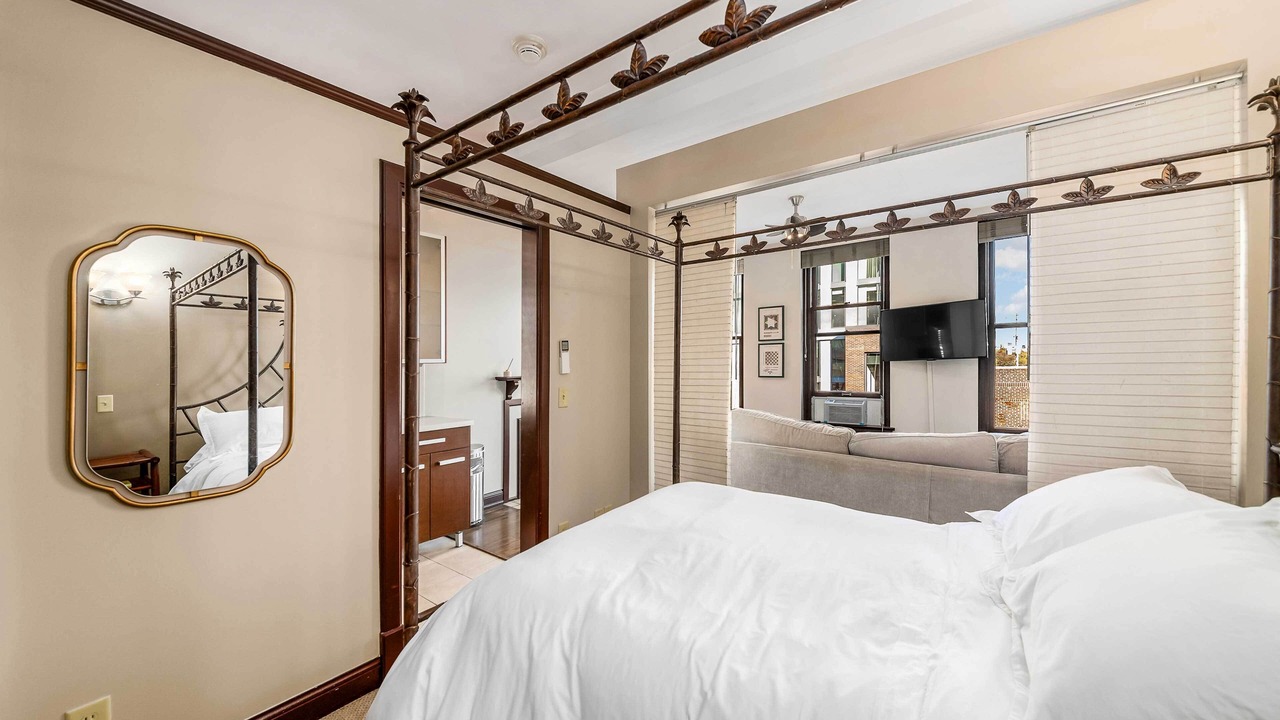 Photo of Bedroom in Short North