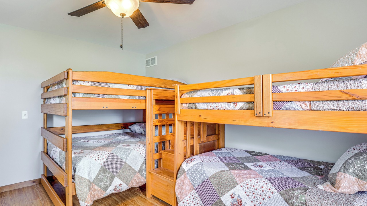 Photo of Bedroom in Ava