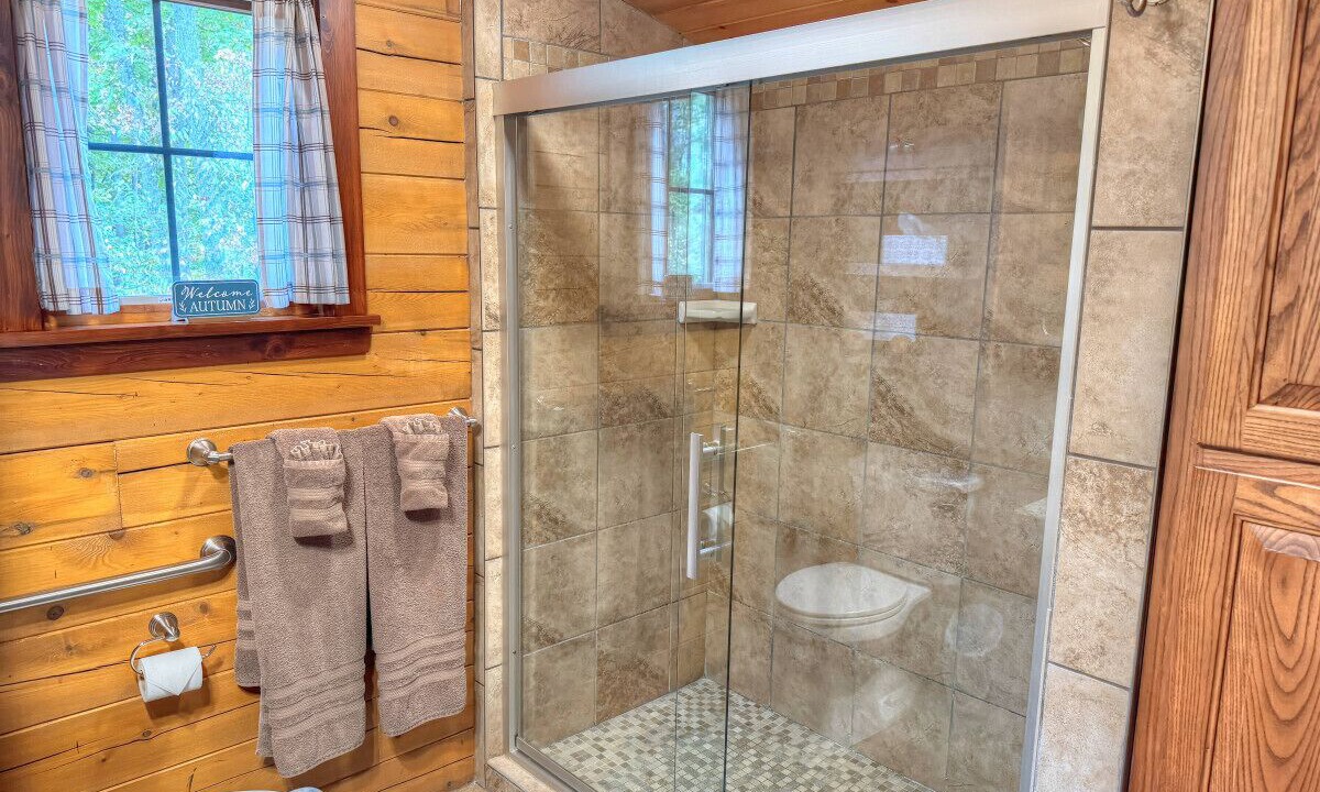 Photo of Bathroom in Millersburg
