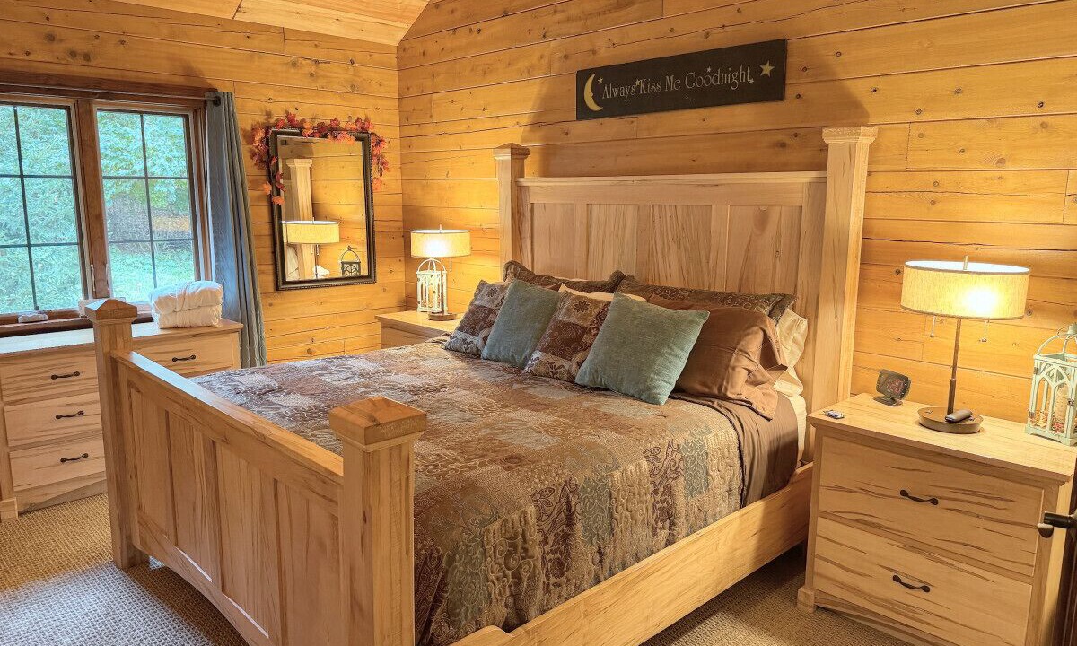 Photo of Bedroom in Millersburg