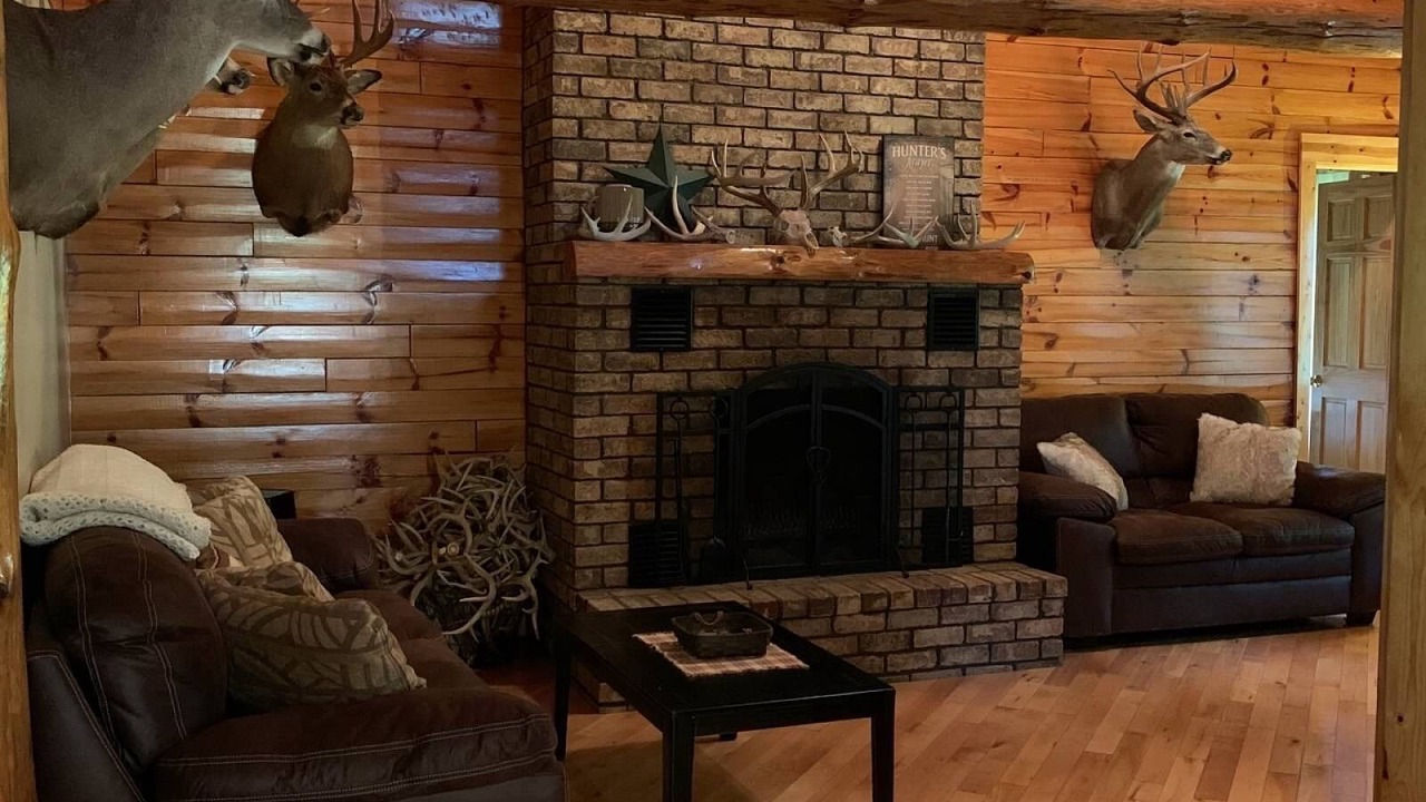 Photo of Bedroom in Sycamore Valley