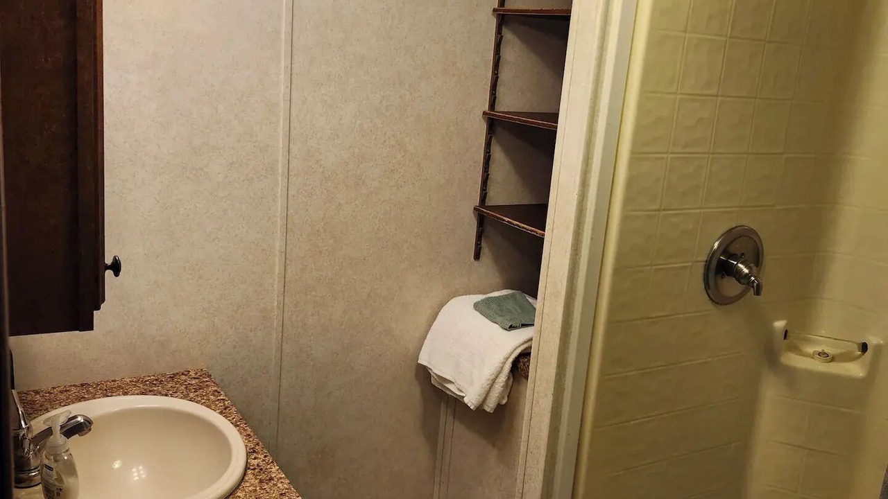 Photo of Bathroom in Senecaville