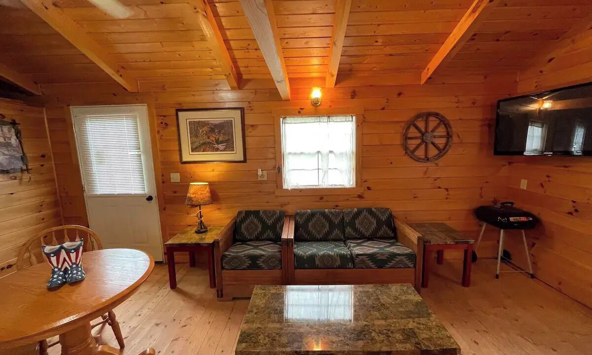 Photo of Livingroom in Senecaville