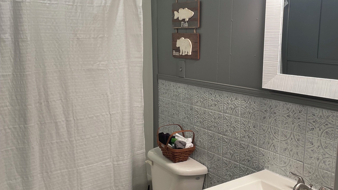 Photo of Bathroom in McConnelsville