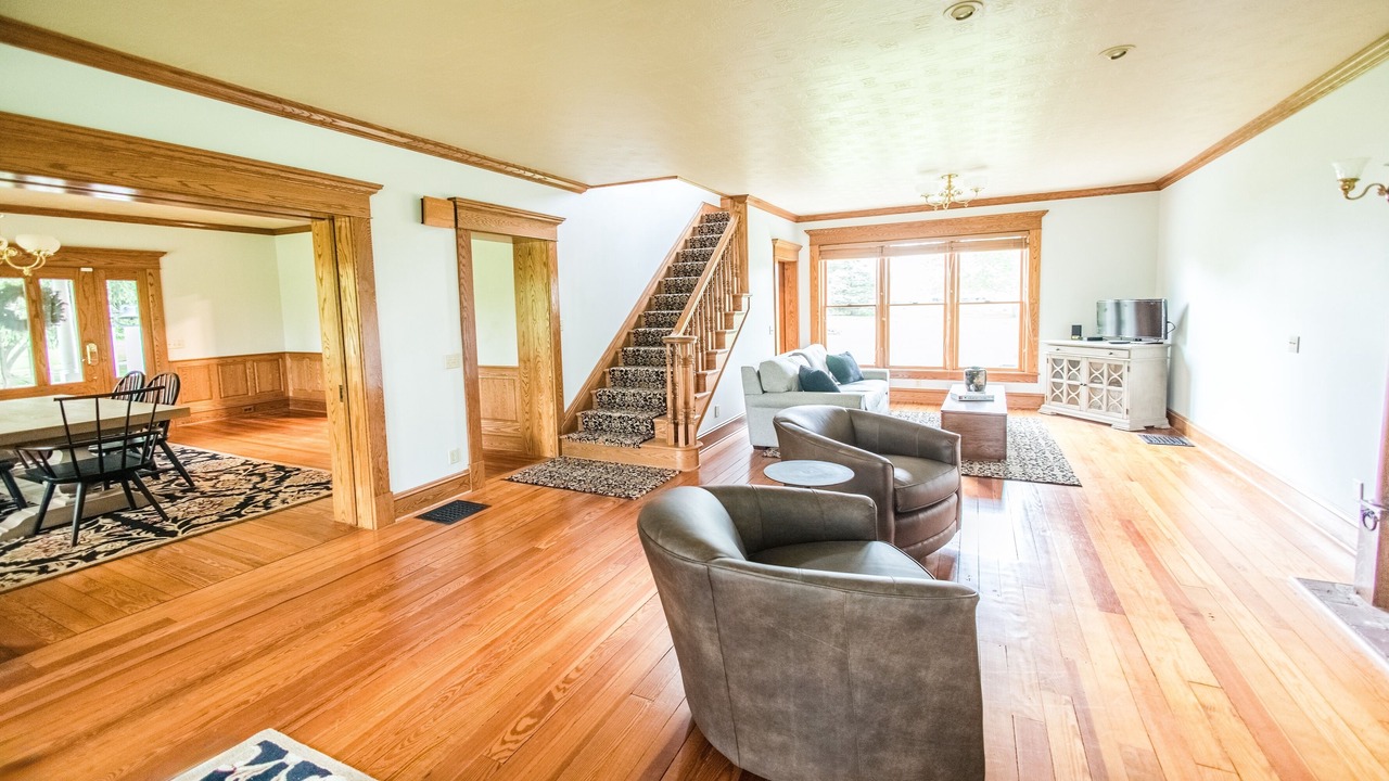 Photo of Livingroom in North Lawrence