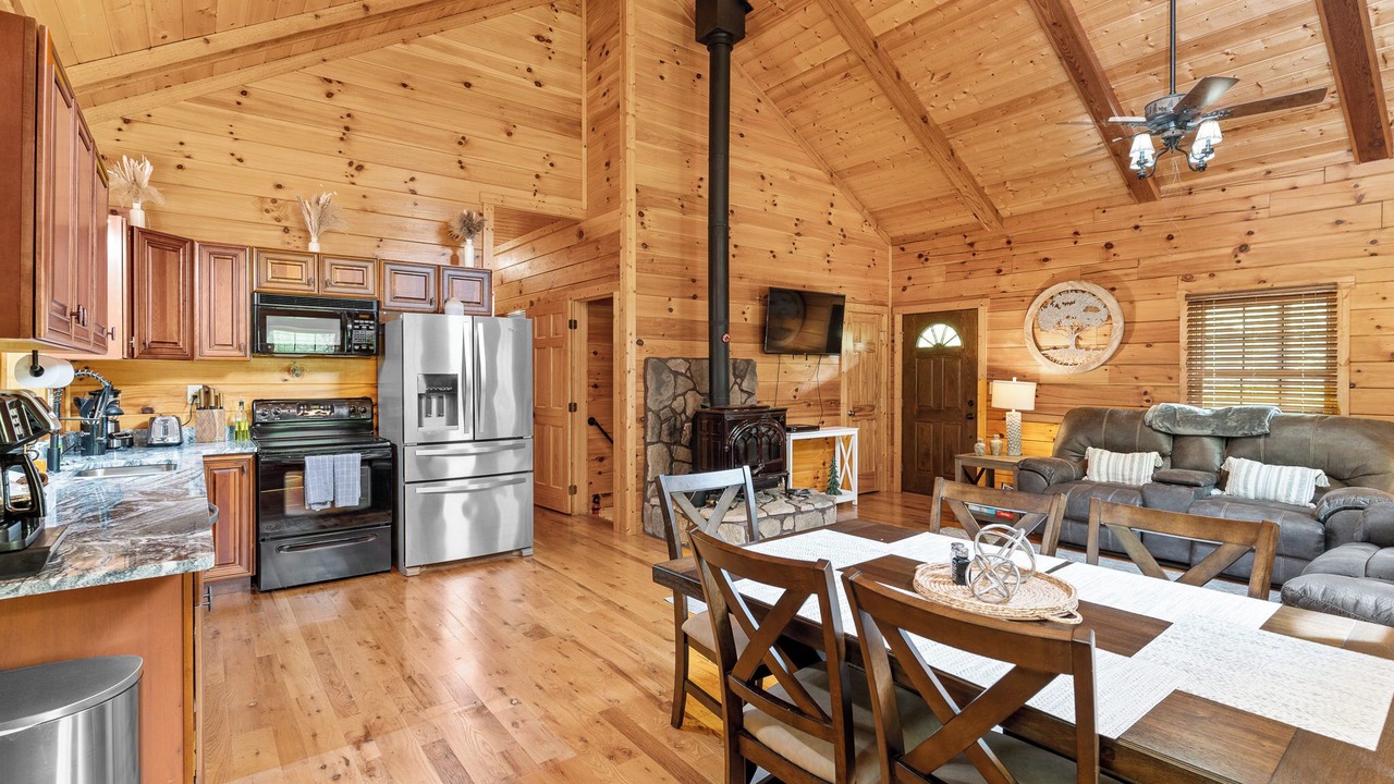 Photo of Livingroom in Nelsonville