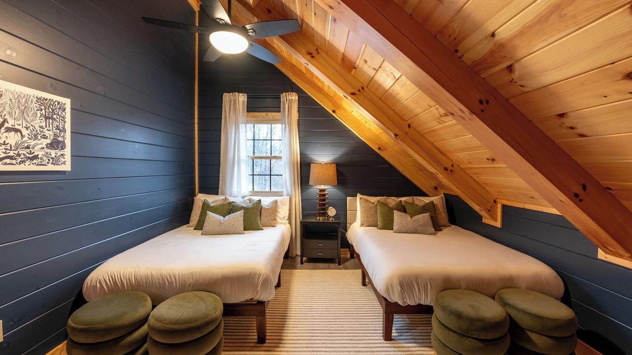 Photo of Bedroom in Logan