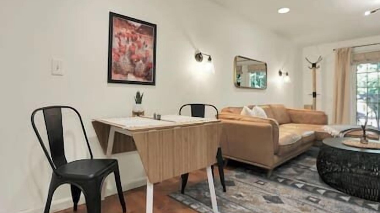 Photo of Livingroom in Ray
