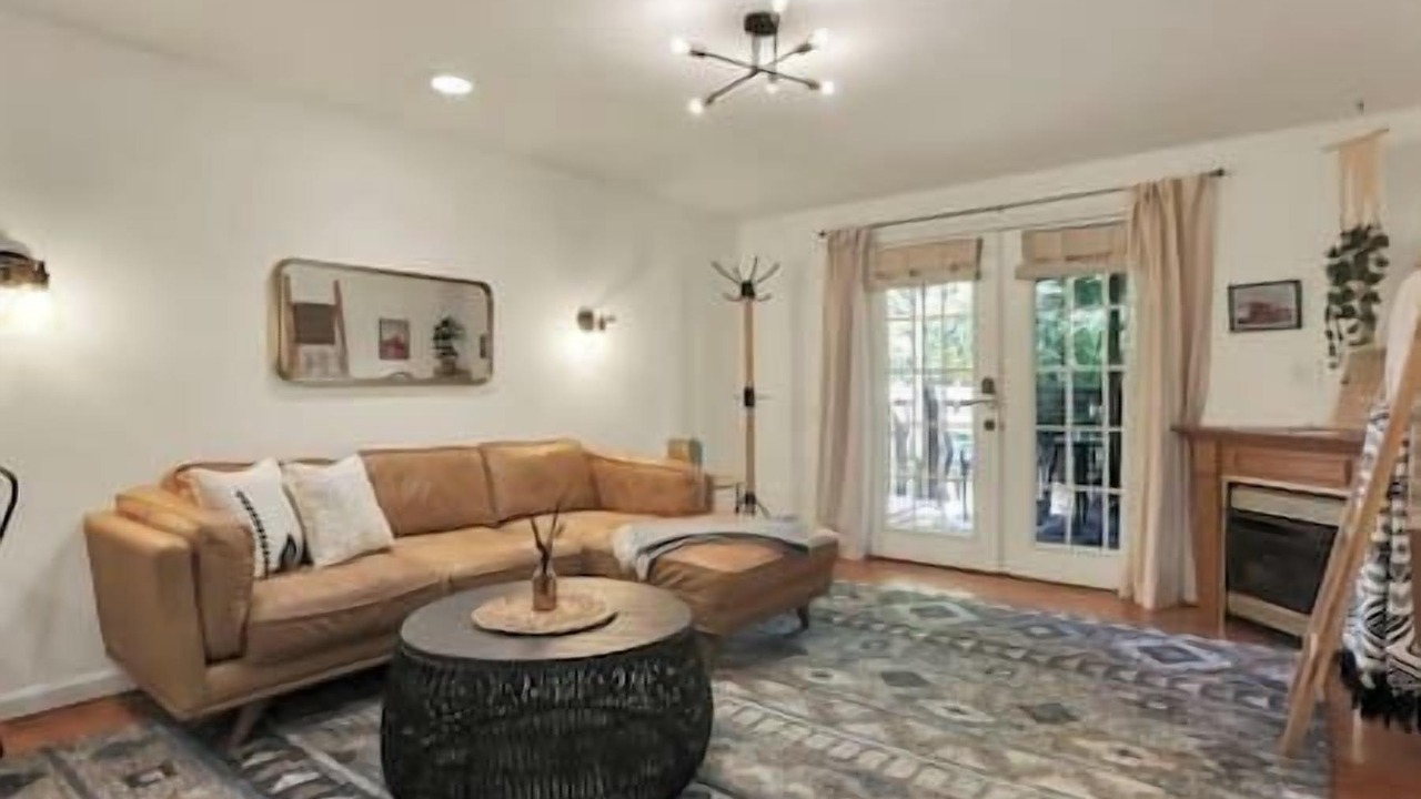 Photo of Livingroom in Ray