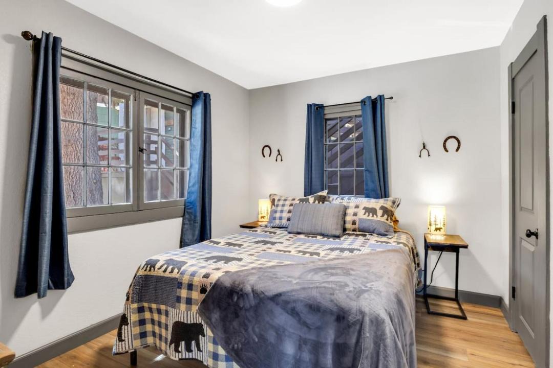 Photo of Bedroom in Green Mountain Falls