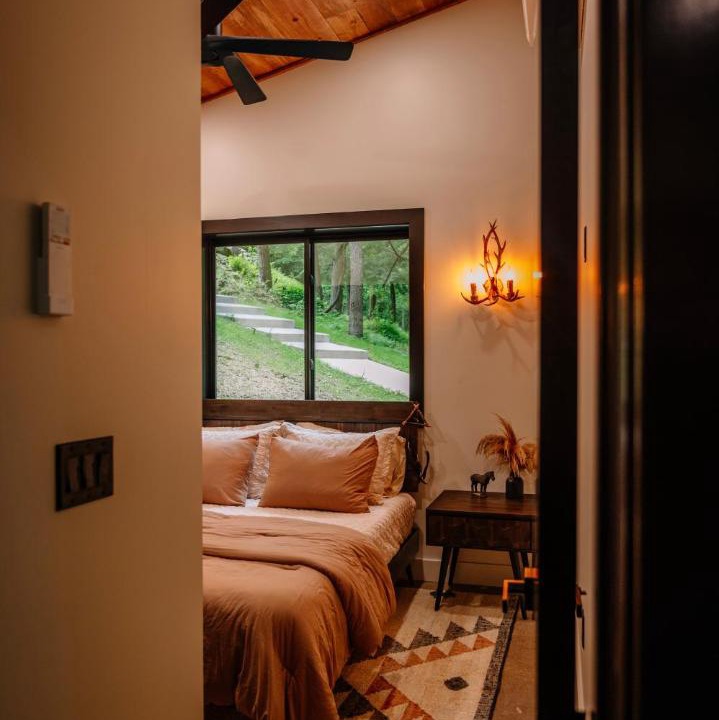 Photo of Bedroom in Loudonville