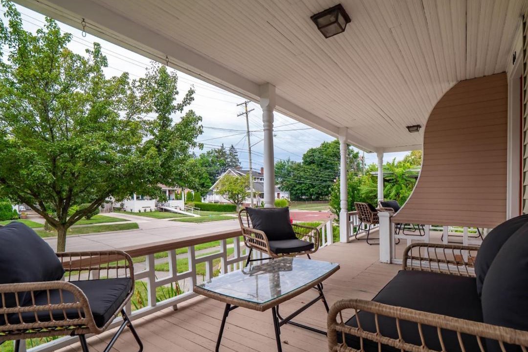 Photo of Patio Balcony in Bedford