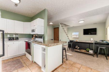 Photo of Kitchen in Lewis Center