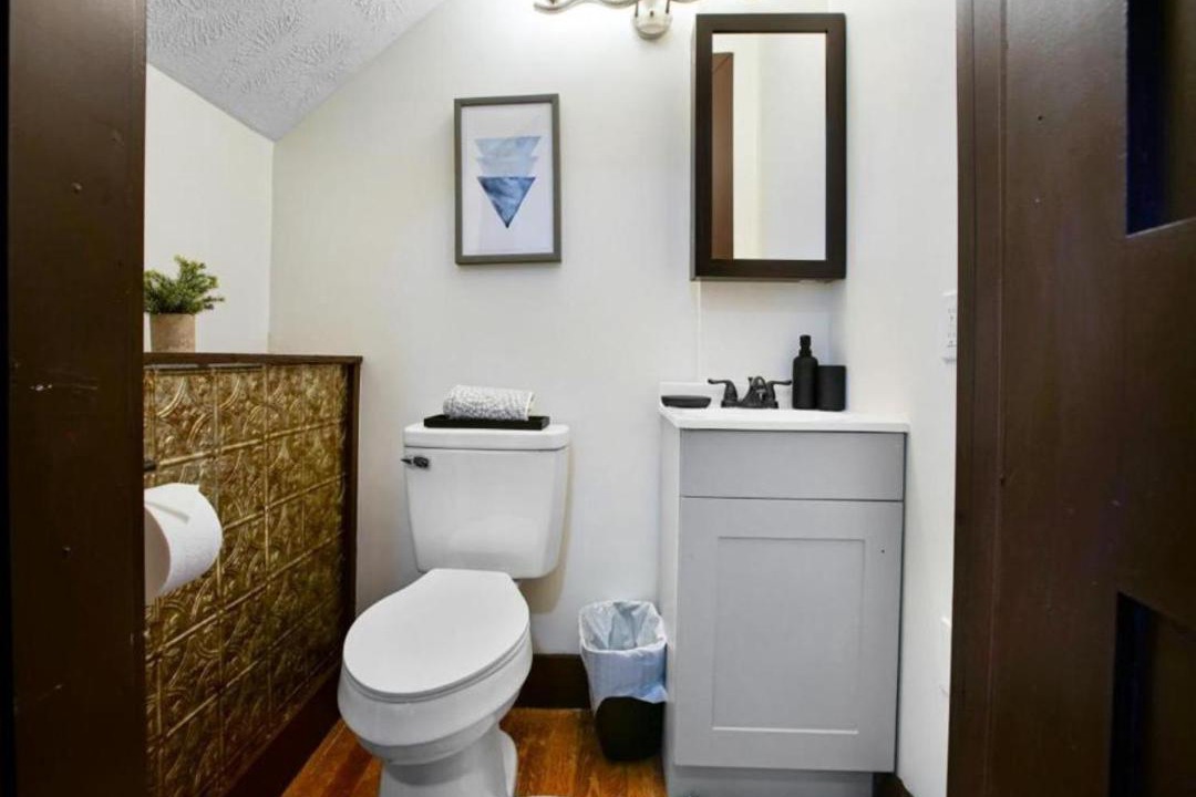 Photo of Bathroom in Hough
