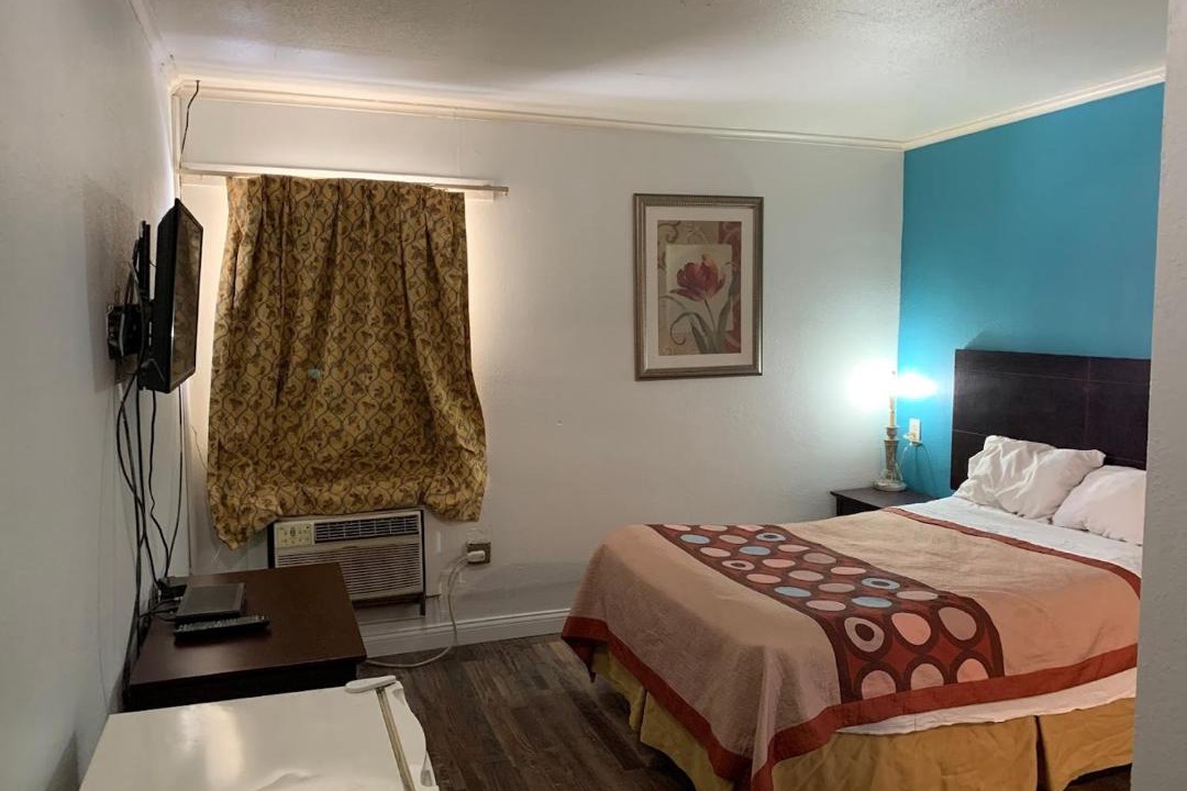 Photo of Bedroom in Whitehall