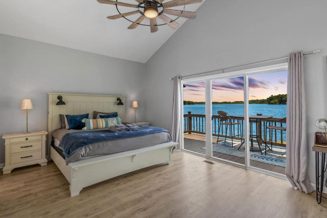 Photo of Bedroom in Portage Lakes