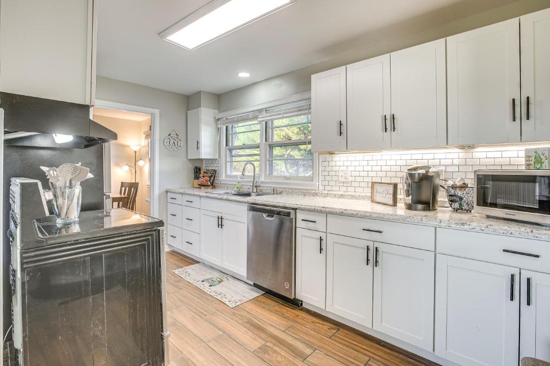 Photo of Kitchen in Newark