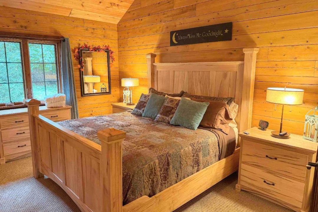 Photo of Bedroom in Millersburg