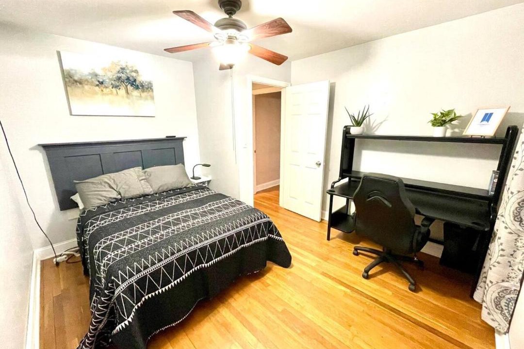 Photo of Bedroom in Gahanna