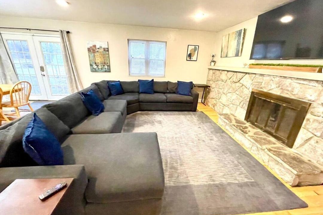 Photo of Livingroom in Gahanna