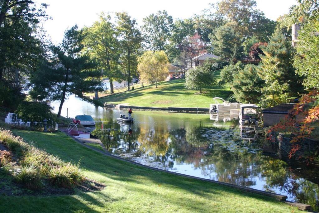 Photo of Others in New Franklin