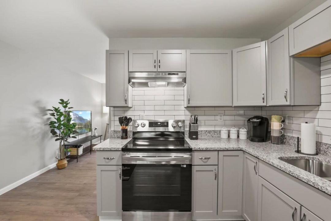 Photo of Kitchen in Royal Manor