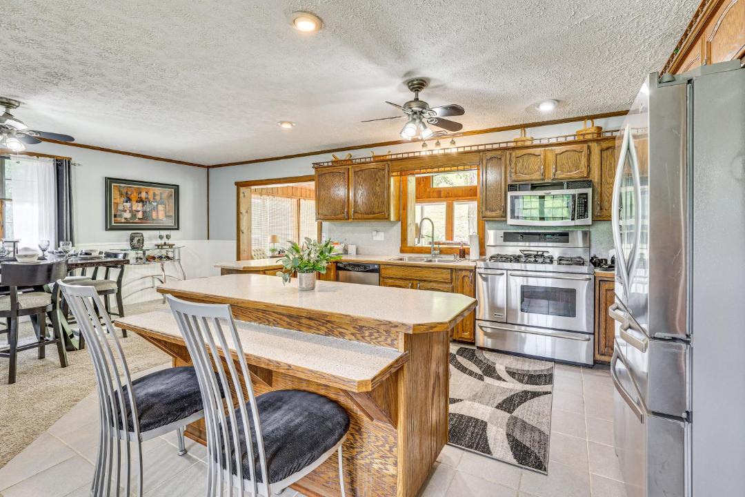 Photo of Kitchen in New Philadelphia