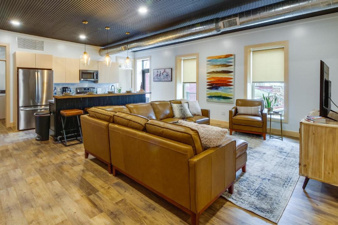 Photo of Livingroom in Millersburg