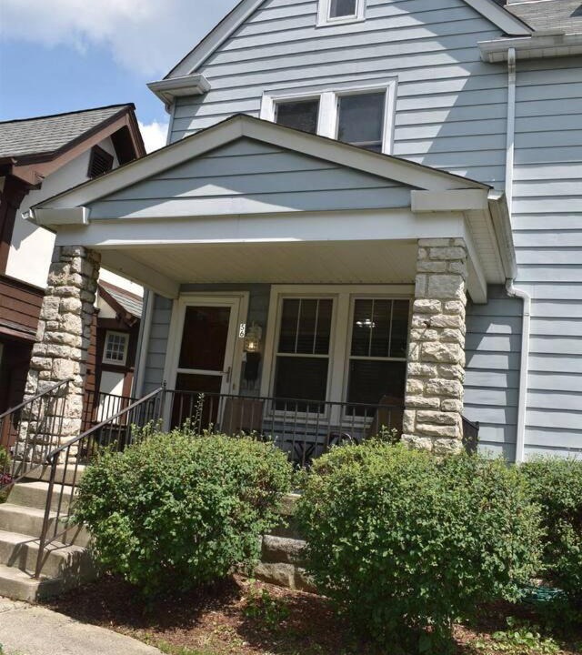 Photo of Buildings in Clintonville