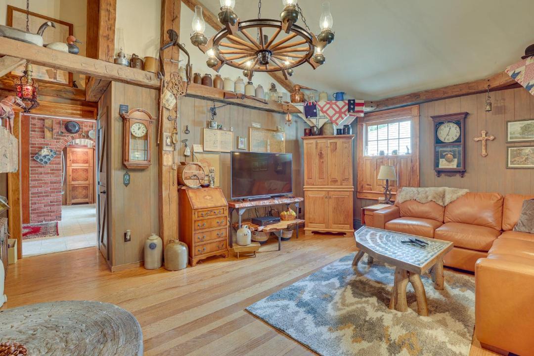 Photo of Livingroom in Dalton