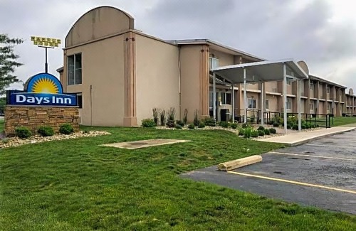 Grove City Hotel | Days Inn by Wyndham Grove City Columbus South