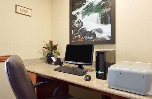 Gypsum Hotel | Country Inn & Suites by Radisson, Port Clinton, Oh