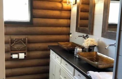 Millfield Cabin | Cabin on 80 acres between Nelsonville and Athens.