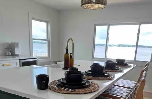 Millersport Cottage | Buckeye Lake Waterfront Cottage