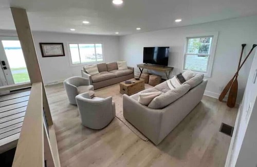 Millersport Cottage | Buckeye Lake Waterfront Cottage